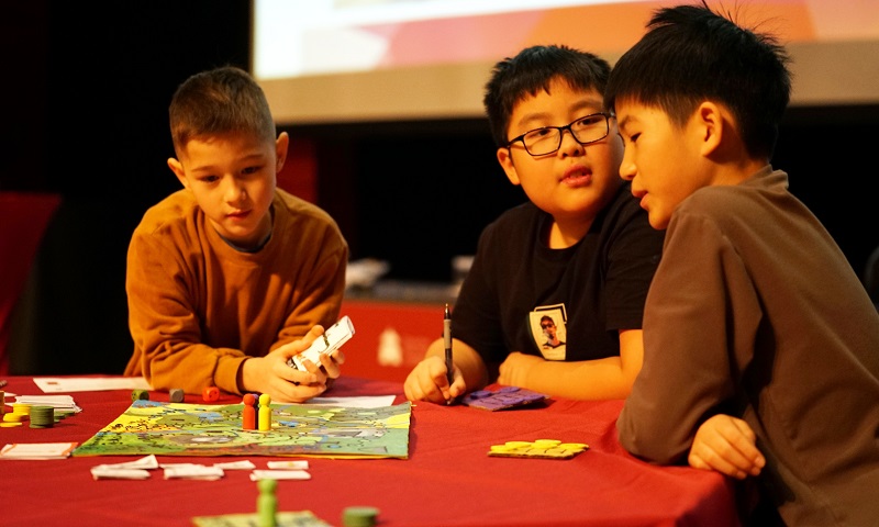 Spielend lernen – Kreativit�t und Teamgeist im Lernband der Klasse 5